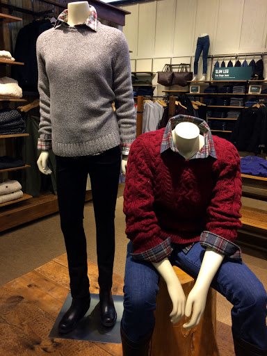 Clothing Store «L.L. Bean», reviews and photos, 340 Legacy Pl, Dedham, MA 02026, USA