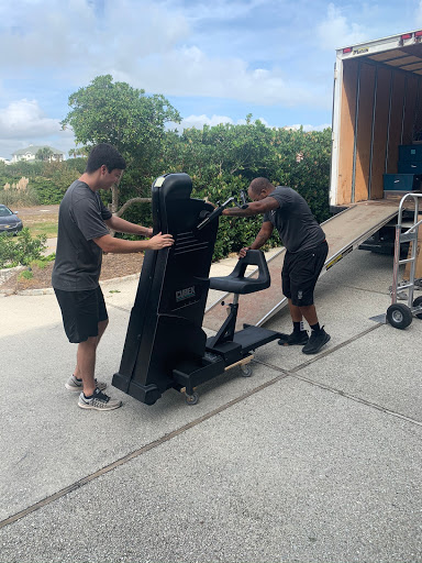 Moving and Storage Service «Two Men and a Truck», reviews and photos, 3861 US-421, Wilmington, NC 28401, USA