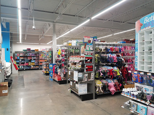 Pet Supply Store «Pet Supplies Plus», reviews and photos, 1206 W Dundee Rd, Buffalo Grove, IL 60089, USA