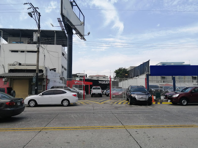 Opiniones de ypautos en Guayaquil - Concesionario de automóviles