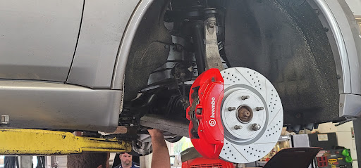 Auto Repair Shop «Uar Performance», reviews and photos, 3230 E Bay Dr, Largo, FL 33771, USA