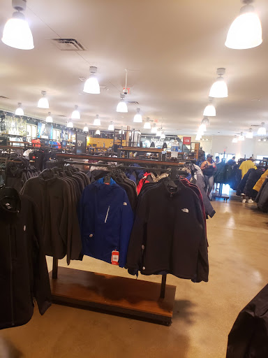 Clothing Store «The North Face Outlet», reviews and photos, 1201 Lighthouse Pl, Michigan City, IN 46360, USA