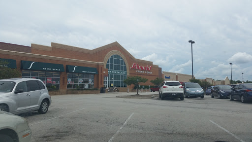 Grocery Store «Schnucks», reviews and photos, 1750 Bradford Ln, Normal, IL 61761, USA