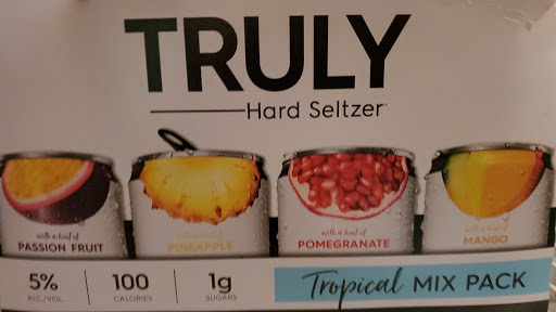 Liquor Store «Point Package Liquors», reviews and photos, 3030 E 10th St, Jeffersonville, IN 47130, USA