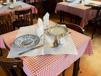 Atmosphère du Restaurant français Auberge la Broc Assiette à Charnay - n°8
