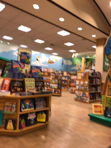 Book Store «Barnes & Noble», reviews and photos, 9891 Waterstone Blvd, Cincinnati, OH 45249, USA
