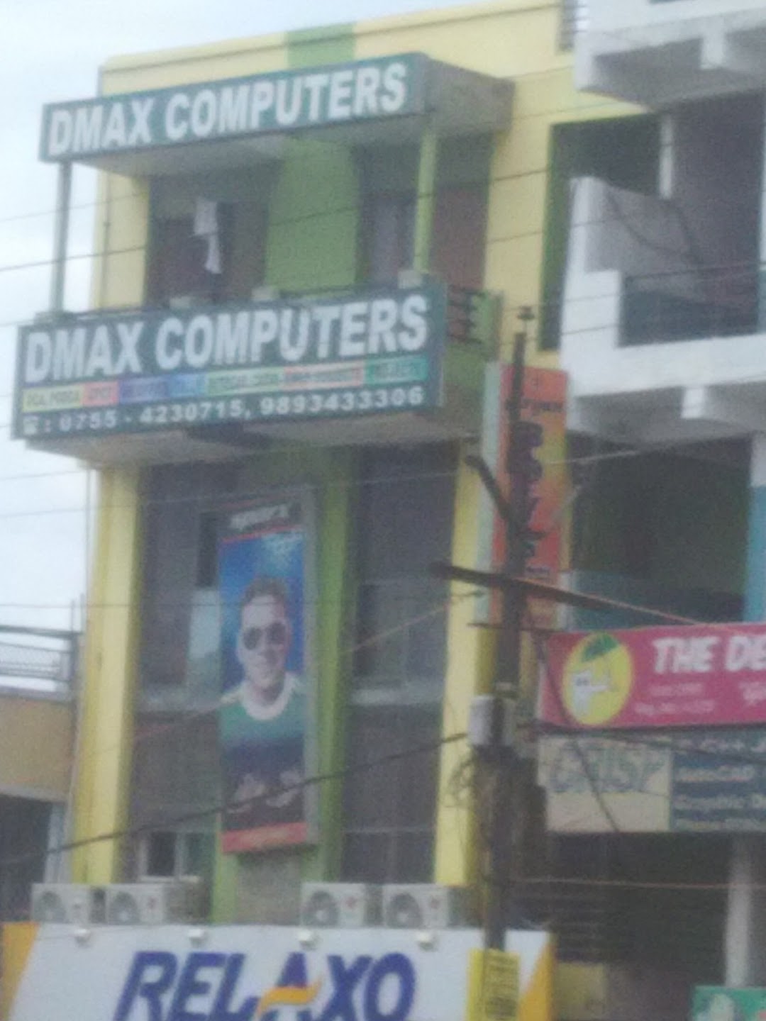 DMAX Computer