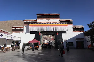 Tashilhunpo Monastery image