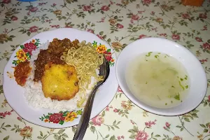 Ayam Goreng Bandung image