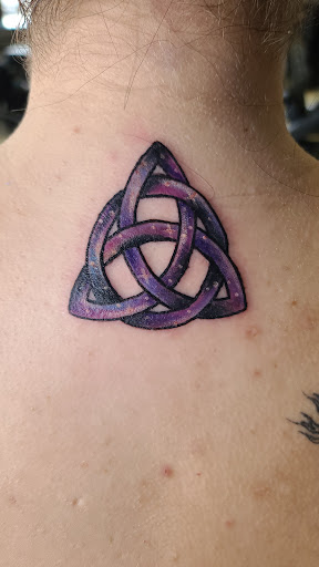 Tattoo Shop «Graveyard Tattoos», reviews and photos, 9235 SE Clackamas Rd, Clackamas, OR 97015, USA