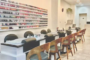 Go Glam Westminster Nails & Beauty image