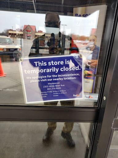 Print Shop «FedEx Office Print & Ship Center», reviews and photos, 8300 City Centre Dr, Woodbury, MN 55125, USA