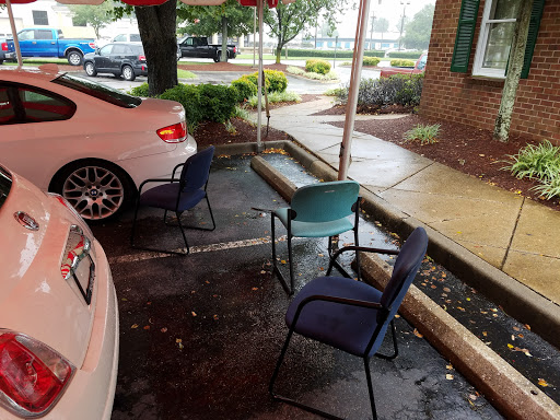 Used Car Dealer «Pre-Owned Car & Truck Liquidation Center», reviews and photos, 1510 S Military Hwy, Chesapeake, VA 23320, USA