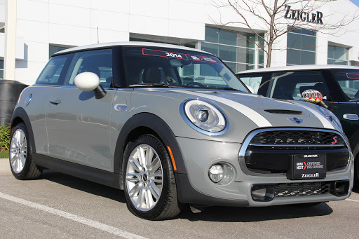 Car Dealer «MINI of Orland Park», reviews and photos, 11030 W 159th St, Orland Park, IL 60467, USA