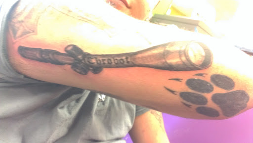 Tattoo Shop «Creative Hands Tattoo Shop», reviews and photos, 32 E Main St, Waynesboro, PA 17268, USA