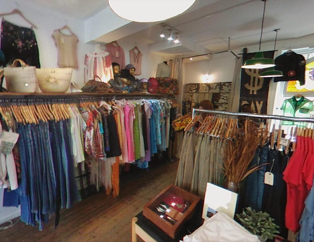 Reviews of House of Vintage London in London - Clothing store