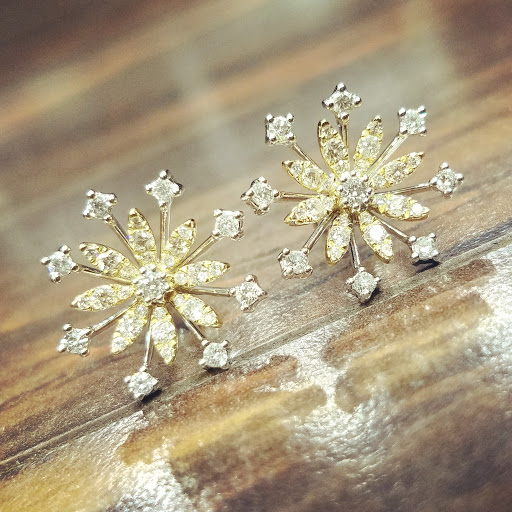 Pawn Shop «Dynasty Jewelry And Loan Pawn Shop», reviews and photos, 5075 Jimmy Carter Blvd, Norcross, GA 30093, USA