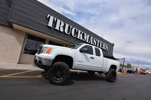 Truck Dealer «Truckmasters Truck & Car Sales», reviews and photos, 3152 E Bell Rd, Phoenix, AZ 85032, USA