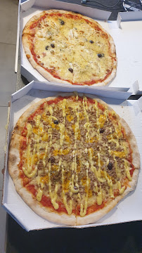 Plats et boissons du Livraison de pizzas Jesno Pizza à Six-Fours-les-Plages - n°1
