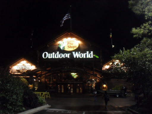 Sporting Goods Store «Bass Pro Shops Base Camp», reviews and photos, 2500 E Kearney St, Springfield, MO 65803, USA