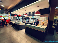 Atmosphère du Restauration rapide McDonald's à Les Ulis - n°2