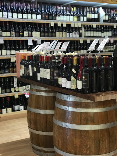 Wine Store «Palo Alto Fine Wine & Spirits», reviews and photos, 3163 Middlefield Rd, Palo Alto, CA 94306, USA