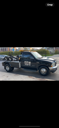 Autobots Towing - Photo 6 - Car repair in , Chicago