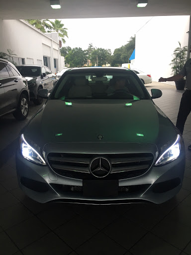 Mercedes Benz Dealer «Mercedes-Benz of Orlando», reviews and photos, 810 N Orlando Ave, Maitland, FL 32751, USA