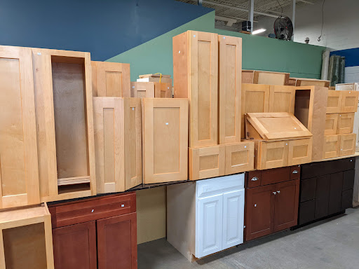 Building Materials Store «ReStore Fox Valley Habitat for Humanity», reviews and photos, 4100 Fox Valley Center Dr, Aurora, IL 60504, USA