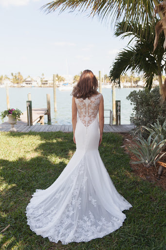 Bridal Shop «Lauderdale Bride - Upscale & Intimate Bridal Boutique in the heart of Fort Lauderdale», reviews and photos, 4130 N Federal Hwy, Fort Lauderdale, FL 33308, USA
