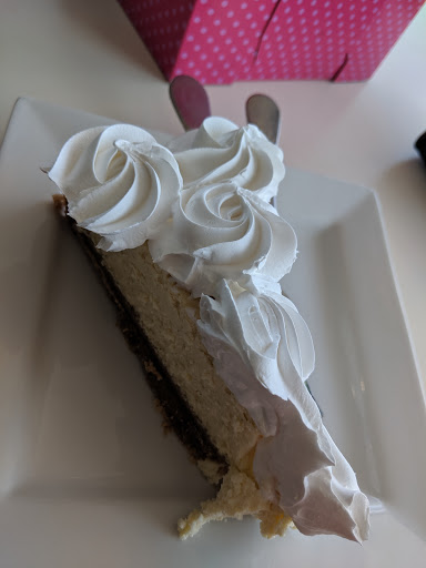 Cupcake Shop «Smallcakes: A Cupcakery of Naperville», reviews and photos, 115 E Ogden Ave #119, Naperville, IL 60563, USA