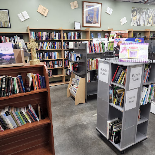 Thrift Store «Hillcrest Thrift Shop- Platte City», reviews and photos, 1305 Branch St, Platte City, MO 64079, USA