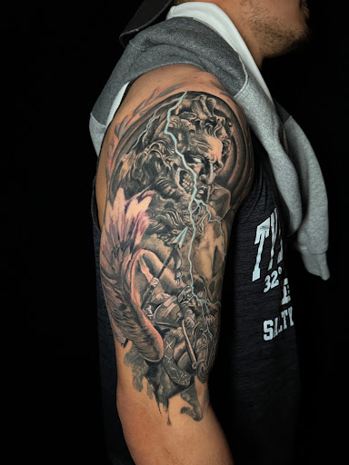 Explore gemini constellation tattoo ideas, creative tattoo ideas in Englewood, available at Flamingo Noir Collective