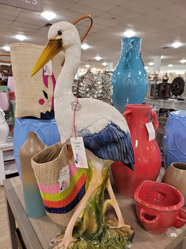 Department Store «HomeGoods», reviews and photos, 22940 Victory Blvd, Woodland Hills, CA 91367, USA