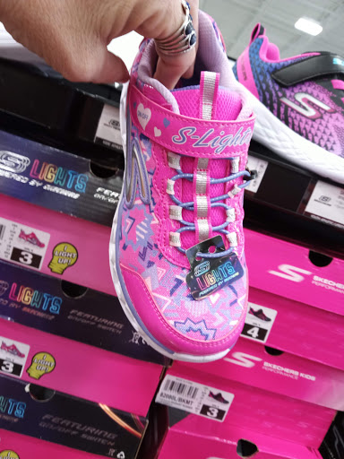 Sporting Goods Store «Academy Sports + Outdoors», reviews and photos, 140 E Bert Kouns Industrial Loop, Shreveport, LA 71106, USA