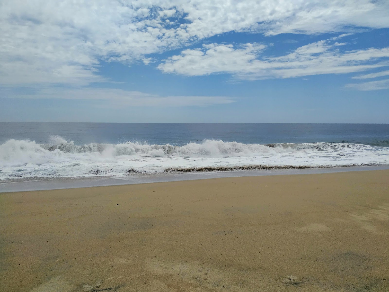 Fotografie cu Playa Coyoc cu nivelul de curățenie înalt