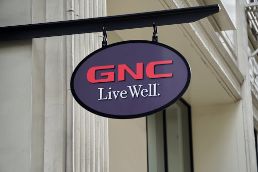 GNC, 527 SW Alder St, Portland, OR 97204, USA, 