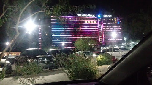 Golf Course «Grand Canyon University Golf Course», reviews and photos, 5902 W Indian School Rd, Phoenix, AZ 85033, USA