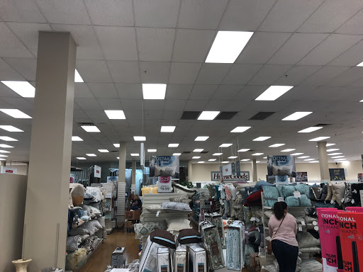 Department Store «Marshalls and HomeGoods», reviews and photos, 1450 W Gray St, Houston, TX 77019, USA