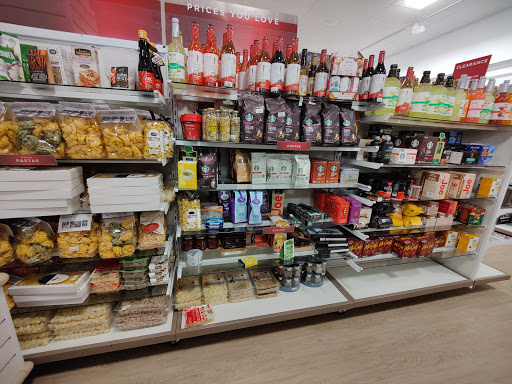 Shopping Mall «Applewood Village Shopping Center», reviews and photos, 3540 Youngfield St, Wheat Ridge, CO 80033, USA