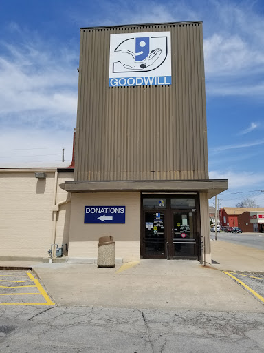 Charity «Goodwill Leavenworth», reviews and photos