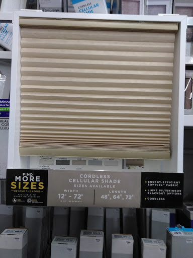 Shopping Mall «Crystal Point Mall Shopping Center», reviews and photos, 6000 Northwest Hwy, Crystal Lake, IL 60014, USA