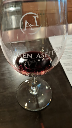 Winery «Lauren Ashton Cellars Tasting Room», reviews and photos, 14545 148th Ave NE #211, Woodinville, WA 98072, USA