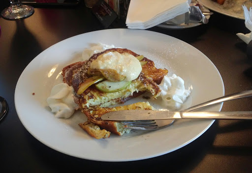 Restaurant «The Corner Bistro & Catering», reviews and photos, 200 Fountain Trce, Poquoson, VA 23662, USA