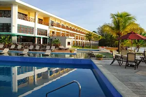 Playa Tortuga Hotel & Beach Resort image