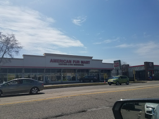 Auto Parts Store «Pep Boys Auto Parts & Service», reviews and photos, 5220 Touhy Ave, Skokie, IL 60077, USA