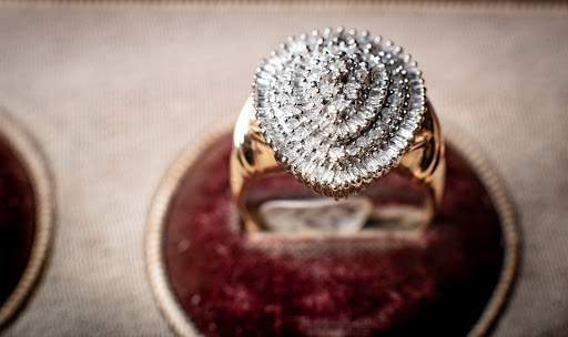 Gun Shop «Tallahassee Gun & Pawn Inc», reviews and photos, 1435 S Monroe St, Tallahassee, FL 32301, USA