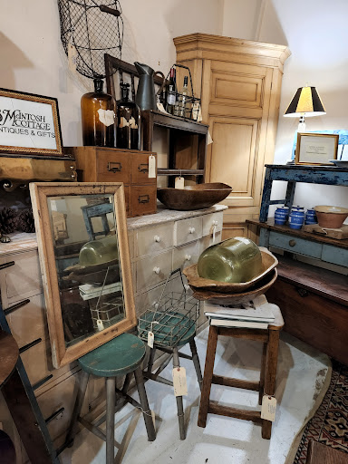 Antique Store «Madison Markets ~ Antiques & Interiors», reviews and photos, 144 Academy St, Madison, GA 30650, USA