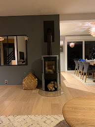 Photo n°4 de SAS COMPAGNONS DU FEU - EXPERTS CHALEUR BOIS à Saint-Cergues ()