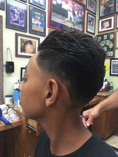 Barber Shop «hermanos barber shop Inc», reviews and photos, 4123 S Orange Blossom Trail, Orlando, FL 32839, USA